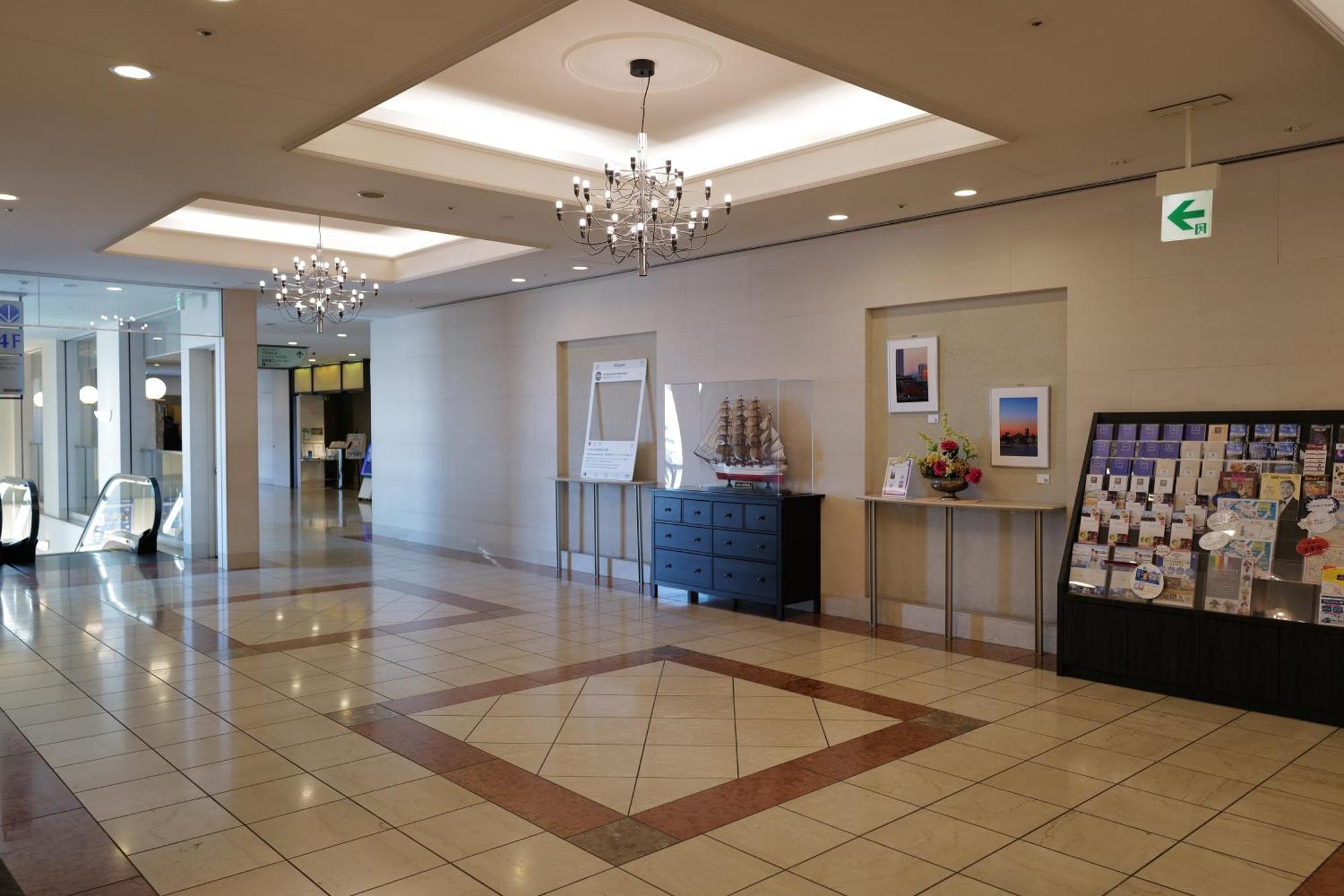 Hotel Yokohama Sakuragicho Washington 3*